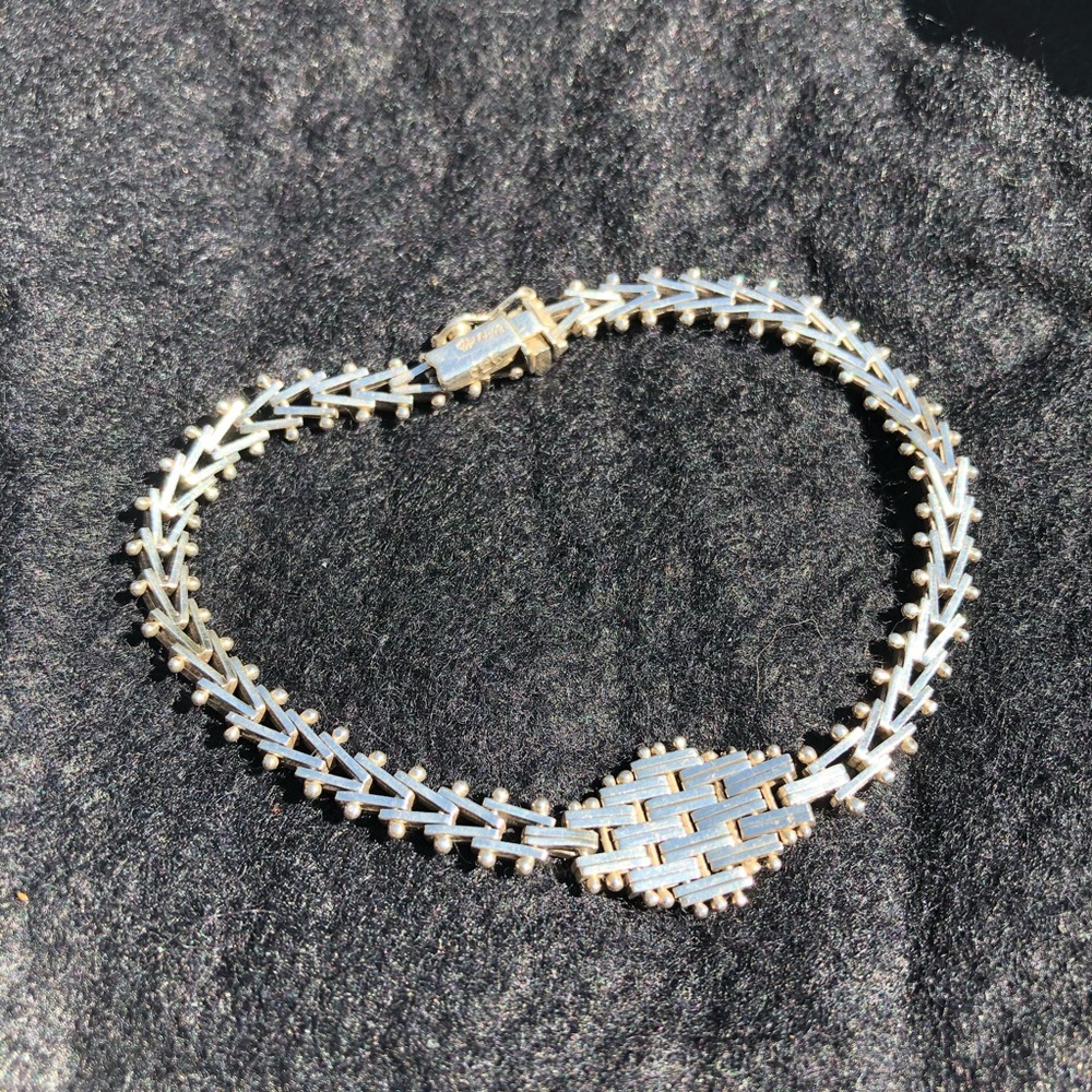 Vintage 925 MV—43 Chevron Silver Bracelet